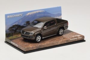 Volkswagen Amarok ブラウンメタリック Minichamps 1:43 436058361 メタル - 画像 2/5