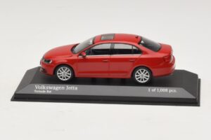 Volkswagen Jetta Mk6 レッド Minichamps 1:43 400059001 メタル