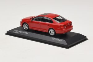 Volkswagen Jetta Mk6 レッド Minichamps 1:43 400059001 メタル - 画像 3/4