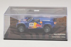 Volkswagen Race Touareg Red Bull #224 B. Saby / Stevenson Dakar Rally 2005 Minichamps 1:43 436045324 メタル - 画像 4/5