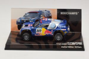 Volkswagen Race Touareg Red Bull #307 B. Saby / M. Perin Dakar Rally 2005 Minichamps 1:43 436055307 メタル