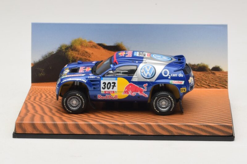 Volkswagen Race Touareg Red Bull #307 ディーラーエディション 2005 Minichamps 1:43 7LO099400PD307 メタル