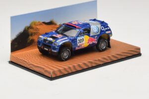 Volkswagen Race Touareg Red Bull #307 ディーラーエディション 2005 Minichamps 1:43 7LO099400PD307 メタル - 画像 2/5