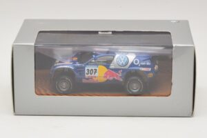 Volkswagen Race Touareg Red Bull #307 ディーラーエディション 2005 Minichamps 1:43 7LO099400PD307 メタル - 画像 5/5