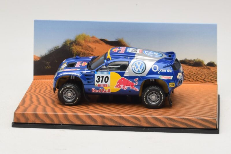 Volkswagen Race Touareg Red Bull #310 ディーラーエディション 2005 Minichamps 1:43 7LO099400PD310 メタル