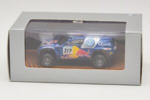 Volkswagen Race Touareg Red Bull #317 ディーラーエディション 2005 Minichamps 1:43 7LO099400PD317 メタル - 画像 5/5