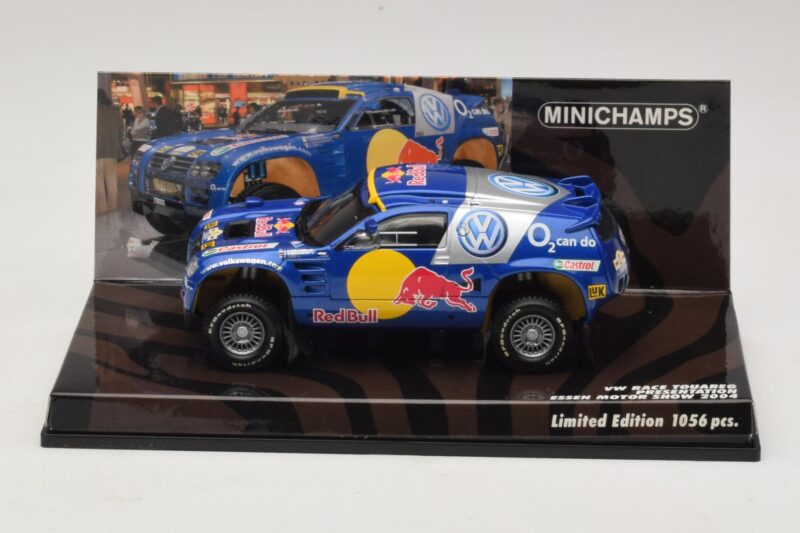 Volkswagen Race Touareg Red Bull Presentation Essen Motor Show 2004 Minichamps 1:43 436045300 メタル