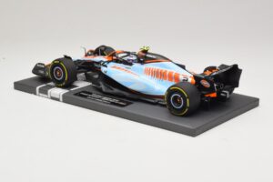 Williams Racing FW45 #2 L. Sargeant Singapore GP 2023 Minichamps 1:18 117231602 メタル - 画像 5/7