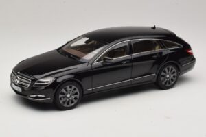 Mercedes CLS Shooting Brake X218 オブシディアンブラックメタリック Norev 1:18 183944 メタル