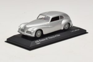 Alfa Romeo 6C 2500 Freccia d'Oro シルバー Minichamps 1:43 400120480 メタル - 画像 2/5