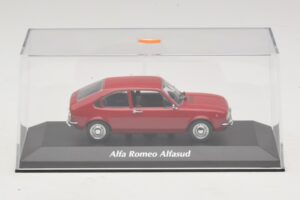Alfa Romeo Alfasud レッド Maxichamps 1:43 940120100 メタル - 画像 4/5
