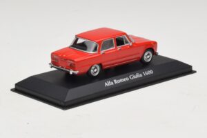 Alfa Romeo Giulia 1600 レッド Maxichamps 1:43 940120901 メタル - 画像 2/5