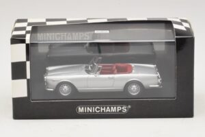 Alfa Romeo Spider 916 3.2 V6 24V シルバー Minichamps 1:43 400120330 メタル - 画像 4/5