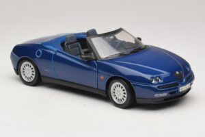 Alfa Romeo Spider 916 ブルー Maisto 1:18 31831 メタル - 画像 6/8