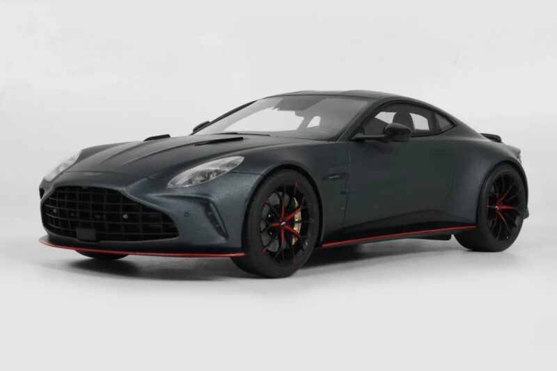 Aston Martin Vantage S Satin Xenon Grey GT Spirit 1:18 GT1017 レジン