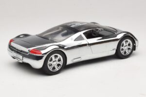Audi Avus Quattro Chrome Silver Revell 1:18 08830 メタル - 画像 3/8