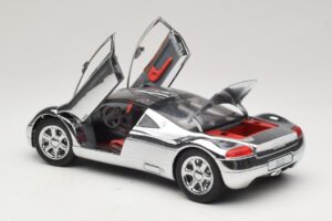 Audi Avus Quattro Chrome Silver Revell 1:18 08830 メタル - 画像 5/8