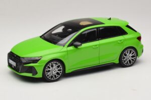 Audi RS3 8Y Sportback キャラミグリーン Norev 1:18 188390 メタル