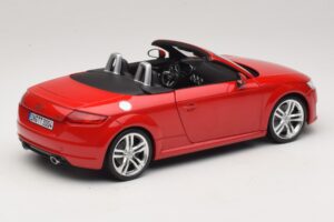 Audi TT 8J Roadster Tango Red Minichamps 1:18 5011400525 メタル - 画像 3/8