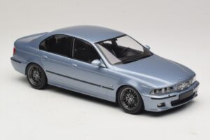 BMW M5 E39 Silverstone Blue Metallic KK-Scale 1:18 KKDC181622 メタル - 画像 4/6