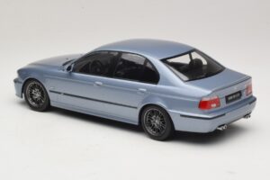 BMW M5 E39 Silverstone Blue Metallic KK-Scale 1:18 KKDC181622 メタル - 画像 5/6