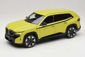 BMW XM G09 イエロー Minichamps 1:18 BMW XM G09 イエロー Minichamps 1:18 110023302 Diecast