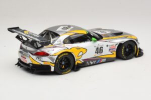 BMW Z4 GT3 #46 M. Palttala / L. Luhr 24 Hours of Spa Winner 2015 Minichamps 1:18 151152346 メタル - 画像 2/6
