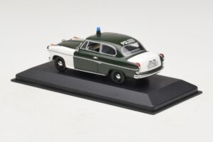 Borgward Isabella Polizei Frankfurt Minichamps 1:43 400096090 メタル - 画像 3/5