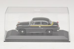Borgward Isabella タクシー ブラック Minichamps 1:43 400096095 メタル - 画像 4/5