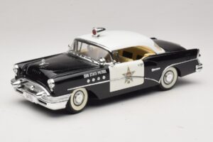 Buick Century Sun State Patrol Mira 1:18 6118 メタル