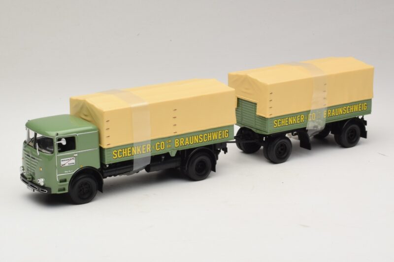 Bussing LU 11/16 フラットベッドトレーラー Schenker Minichamps 1:43 499073924 メタル