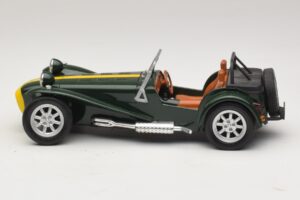 Caterham Super Seven グリーン Anson 1:18 30317-W1 メタル - 画像 3/6