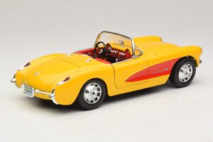 Chevrolet Corvette C1 カブリオレ イエロー レッド Bburago 1:18 3034-M2 メタル - 画像 3/8