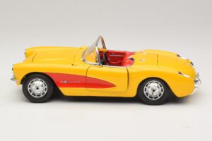Chevrolet Corvette C1 カブリオレ イエロー レッド Bburago 1:18 3034-M2 メタル - 画像 4/8