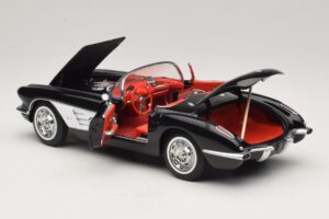 Chevrolet Corvette C1 Tuxedo Black AUTOart 1:18 71142 Diecast - 画像 5/8