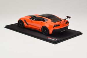 Chevrolet Corvette C7 ZR-1 High Voltage Tint TopSpeed 1:18 TS0147 レジン - 画像 5/6