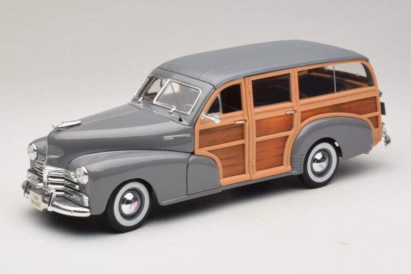 Chevrolet Fleetmaster Woody グレー Maisto 1:18 31854 メタル