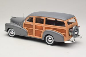Chevrolet Fleetmaster Woody グレー Maisto 1:18 31854 メタル - 画像 7/8