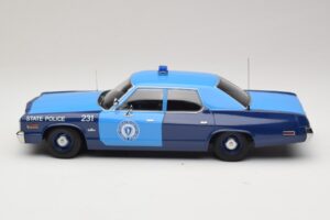Dodge Monaco Massachusetts State Police KK-Scale 1:18 KKDC181154 メタル - 画像 3/6