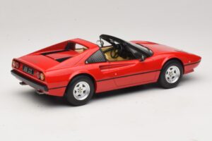 Ferrari 308 GTS レッド MCG 1:18 MCG18171 メタル - 画像 2/6