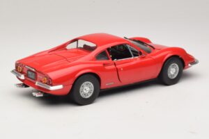 Ferrari Dino 246 レッド Majorette 1:18 5271 メタル - 画像 3/8