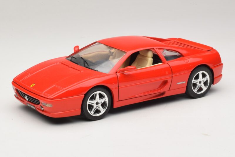 Ferrari F355 レッド Majorette 1:18 03488200 メタル
