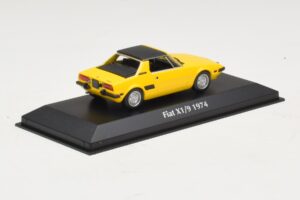 Fiat X1/9 イエロー Maxichamps 1:43 940121660 メタル - 画像 2/5