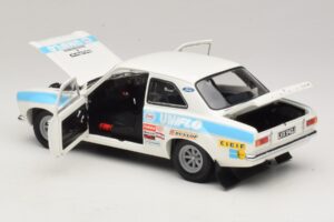 Ford Escort Mk1 RS1600 #4 R. Clark / T. Mason Winners RAC Rally 1972 Minichamps 1:18 100728104 メタル - 画像 5/8