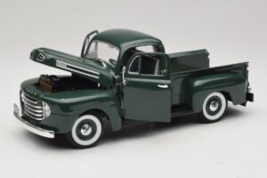 Ford F-1 グリーン Road Legends 1:18 92218 メタル - 画像 2/8