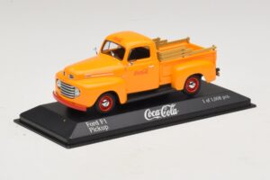 Ford F1 Coca-Cola Minichamps 1:43 400082062 メタル - 画像 2/5