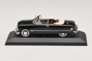 Ford FL カブリオレ ブラック Minichamps 1:43 400082231 メタル
