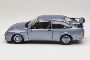 Ford Sierra RS Cosworth ブルー Minichamps 1:18 150084072 メタル - 画像 4/8