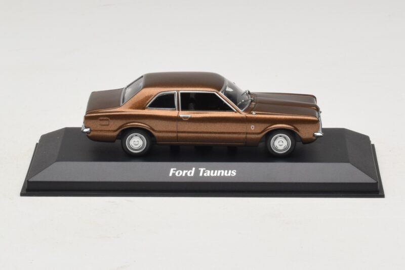 Ford Taunus TC ブラウンメタリック Maxichamps 1:43 940081300 メタル