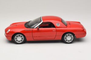 Ford Thunderbird レッド Maisto 1:18 31620 メタル - 画像 4/8